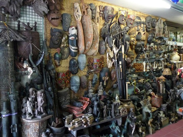 GALLERY OF INDIGENOUS ASIAN ARTS, ANTIQUES, CRAFTS, CULTURAL HERITAGE AND TRAVEL
